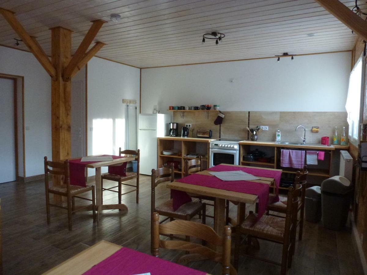 Redspring Chambres D'Hotes Coligny Zewnętrze zdjęcie